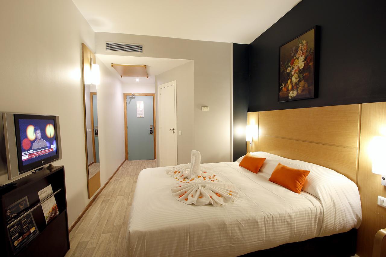 Ibis Fnideq Hotel Екстериор снимка